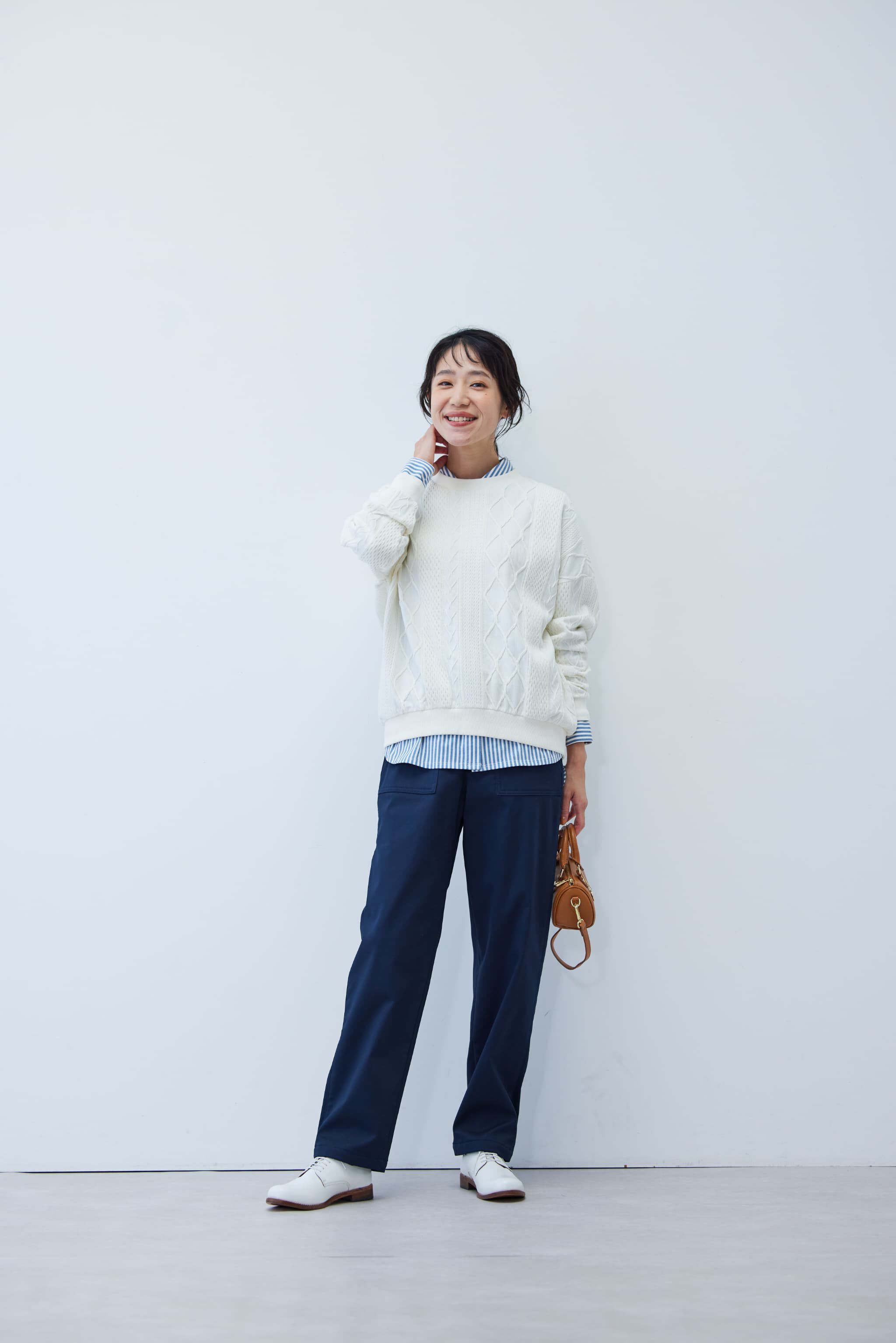 Live in  comfort|リブ イン コンフォート スッキリ見えして裏側ぬくぬく！ 品のいい裏ベロアベイカーパンツ