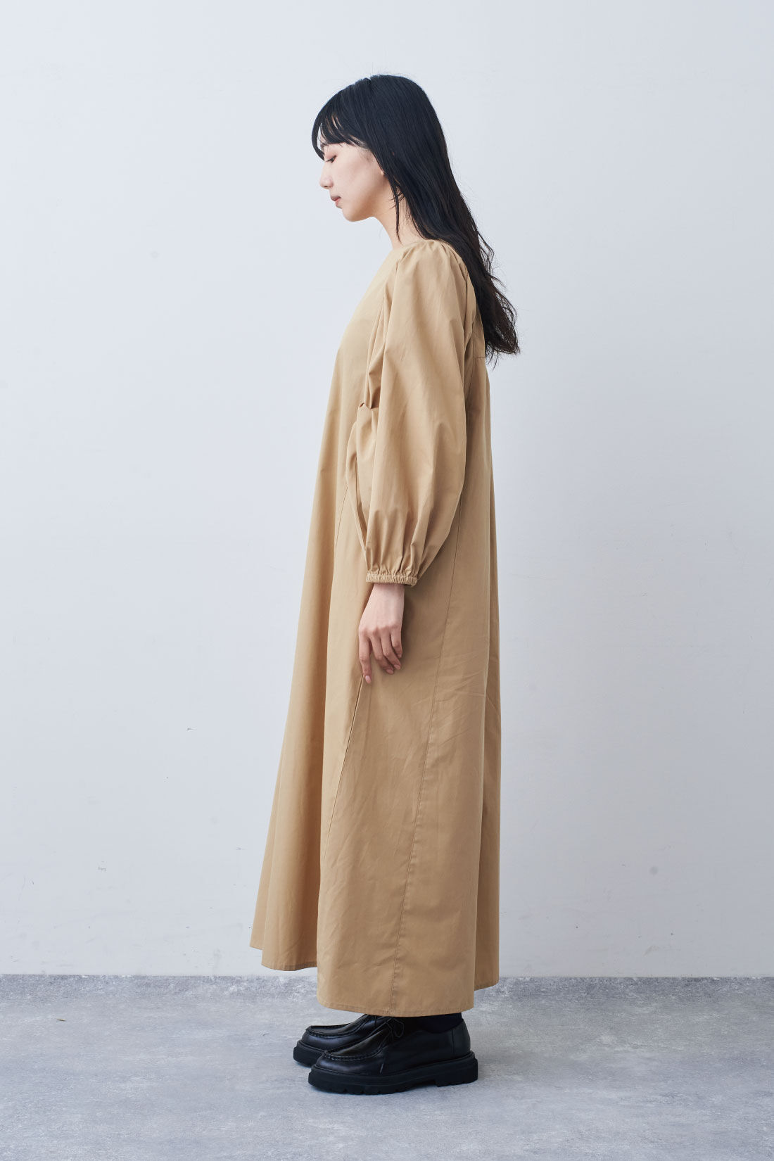 Live in  comfort|リブ イン コンフォート はまじとコラボ 着るだけで華やかな 華奢（きゃしゃ）見えボリュームスリーブワンピース
