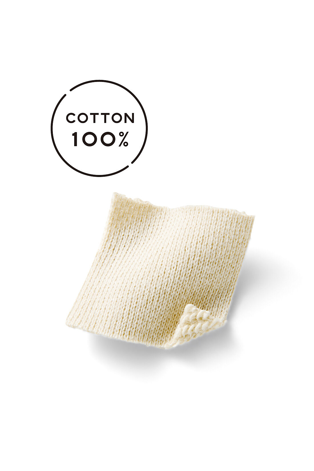 Live in  comfort|Live love cotton（R）プロジェクト　リブ イン コンフォート　上品カジュアルをつくる　ヴィレッジロゴフーディー〈ベージュ〉|肌ざわりのよいオーガニックコットン100%の裏毛素材。重ね着もしやすい、ほどよい厚みです。
