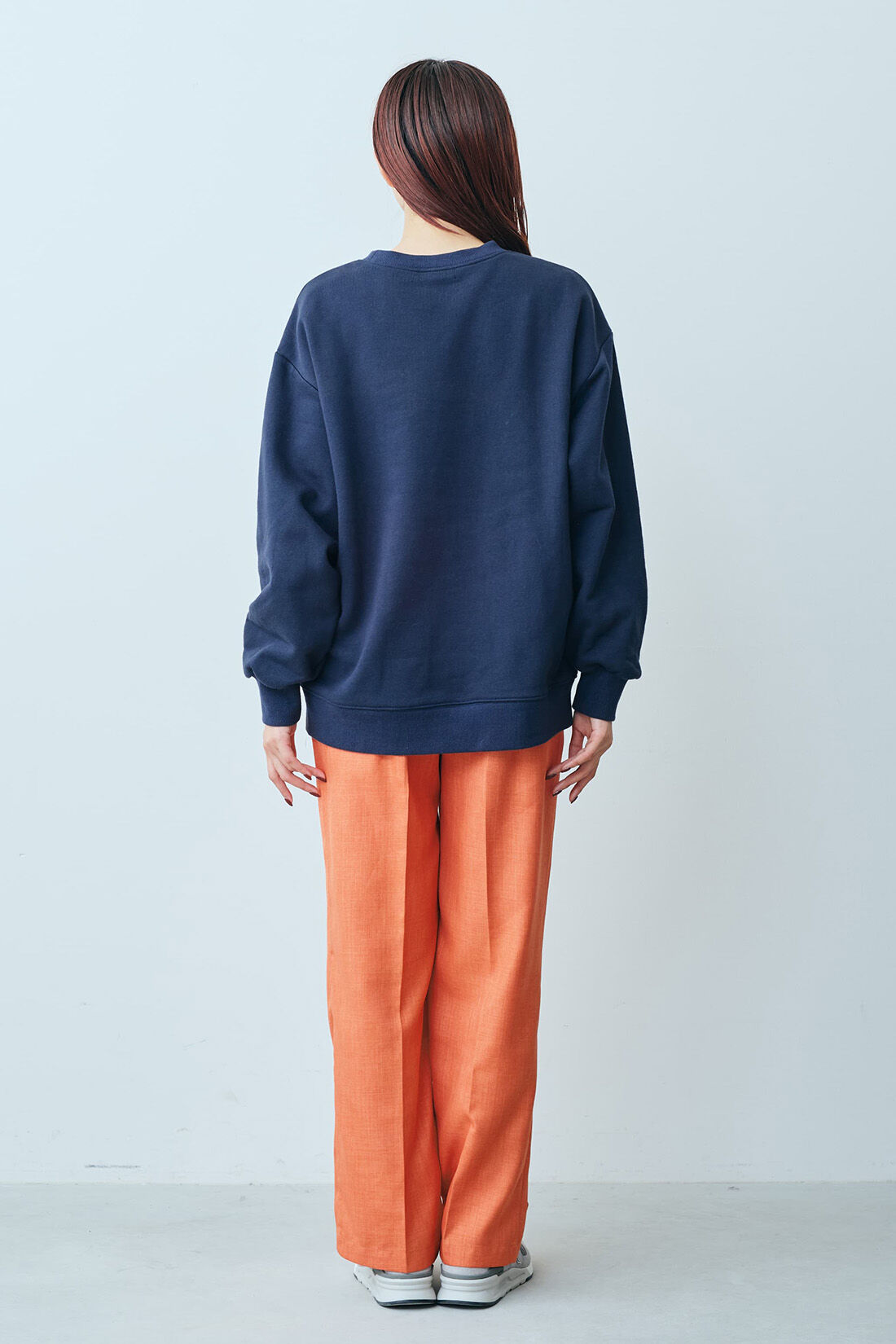 Live in comfort［リブインコンフォート］|リブ イン コンフォート　Ｌｉｖｅ　Ｌｏｖｅ　ＣｏｔｔｏｎⓇプロジェクト　大人っぽく着られる　すそファスナースウェットトップス 〈ネイビー〉