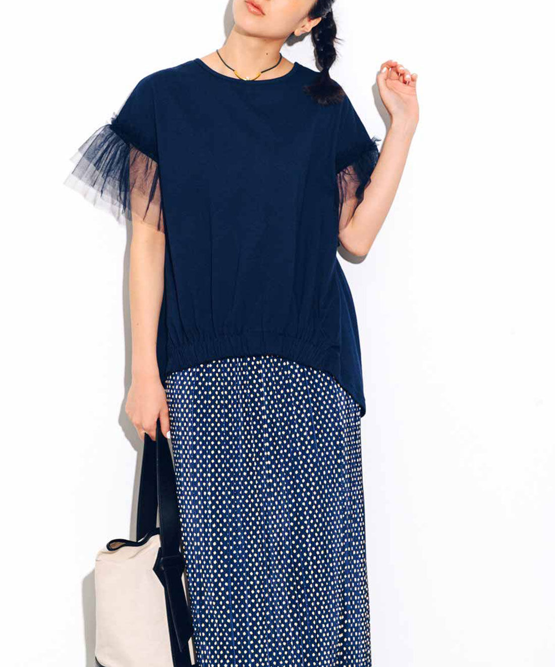 Live in comfort［リブインコンフォート］|リブ イン コンフォート 接触冷感素材のチュール遣いトップスの会