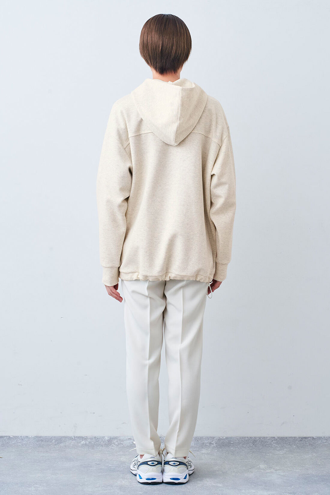 Live in  comfort|リブ イン コンフォート はまじとコラボ コート代わりにサクッと着られる ボリュームフードパーカー〈オートミール〉