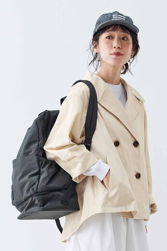 Live in comfort［リブインコンフォート］ | シンプルライフ研究家 マキさん 二層構造 買い物用 リュック ブラック チャコール
