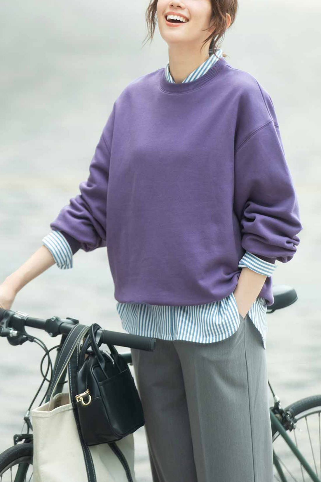 Live in  comfort|リブ イン コンフォート オンでもオフでも週7活躍！ きれいだねパンツ〈ワイドストレート〉