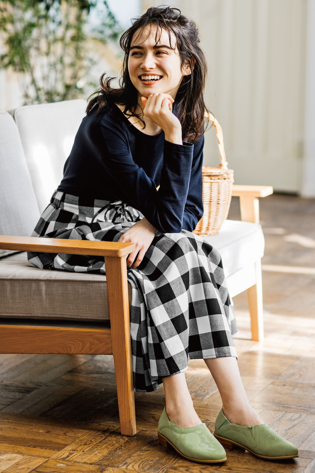 【オンラインショップ】 リブ コンフォート　堀川波さんに聞く　オシャレがまるごとかなうモノトーンコーディネイト〈ブラック〉 イン バッグ