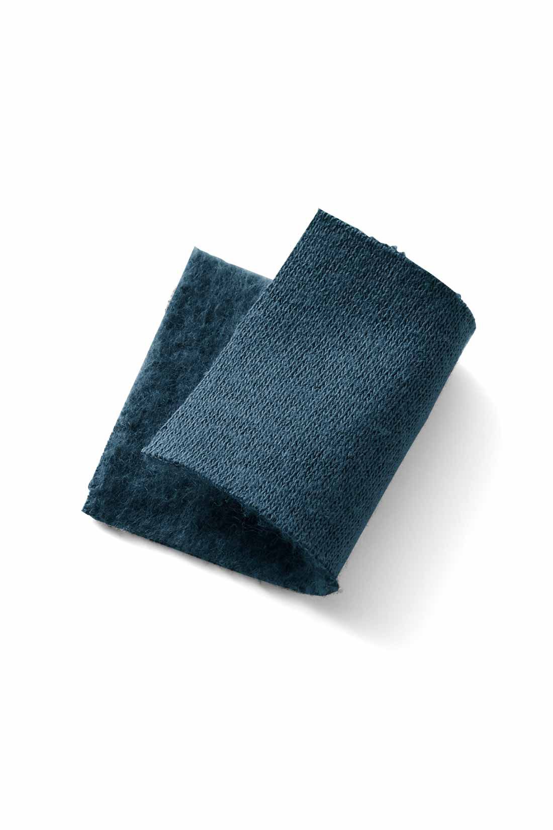 Live in  comfort|リブ イン コンフォート 異素材遣いで品のよい 裏起毛カットソーワンピース|ふっくら肉厚であたたかな裏起毛素材。軽くてケアも簡単。
