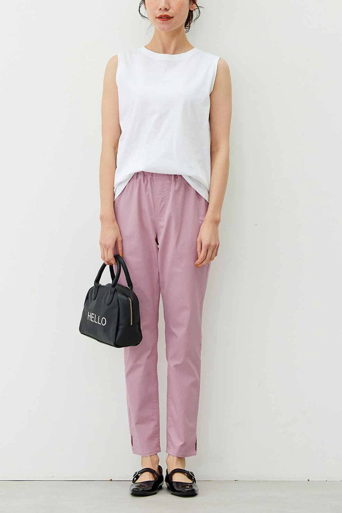 Live in  comfort|リブ イン コンフォート スタンダードで使い勝手抜群のちょうどいいカラーチノパン〈ライム〉|これは参考画像です。お届けするカラーとは異なります。