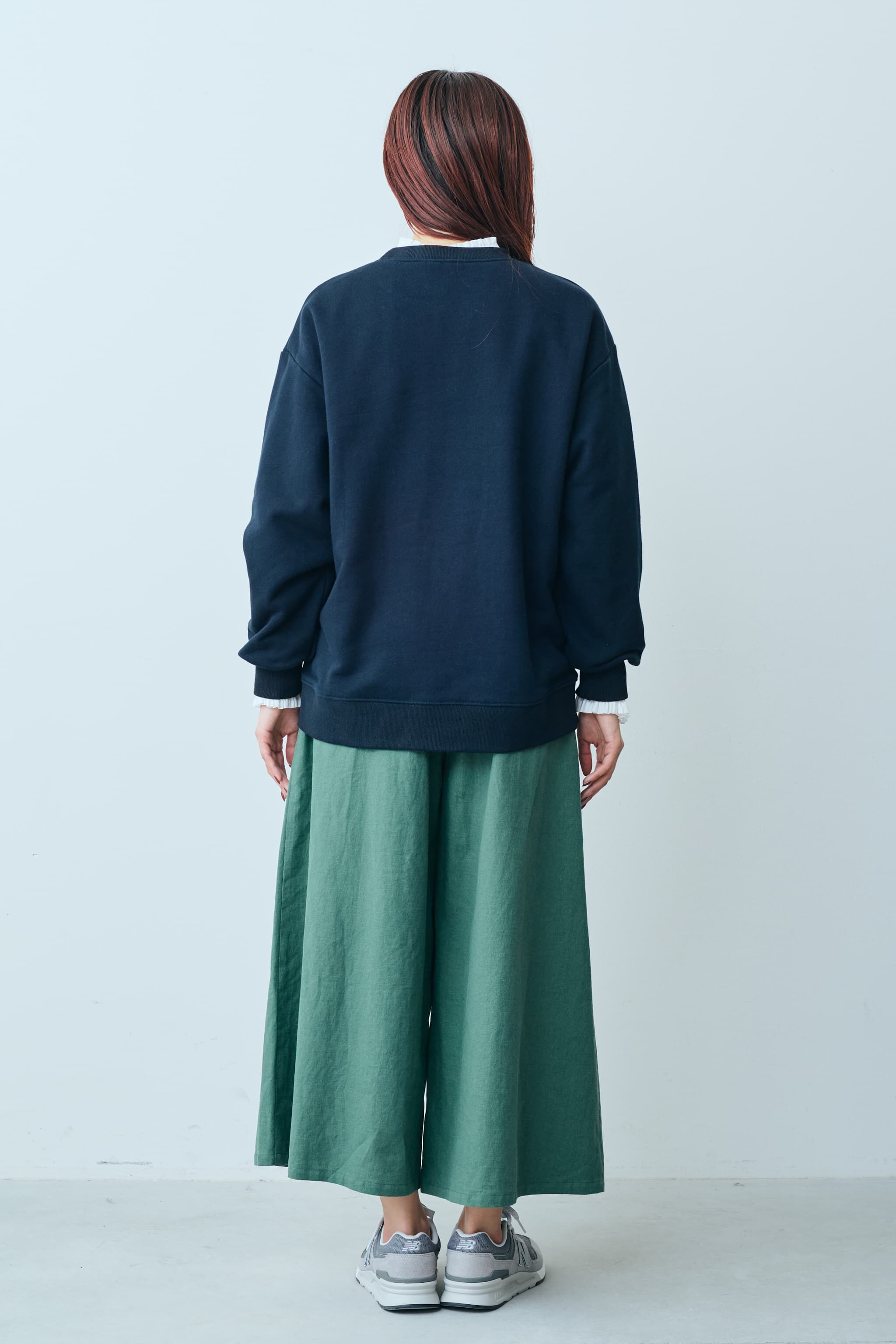 Live in  comfort|リブ イン コンフォート　Ｌｉｖｅ　Ｌｏｖｅ　ＣｏｔｔｏｎⓇプロジェクト　大人っぽく着られる　すそファスナースウェットトップス 〈ネイビー〉