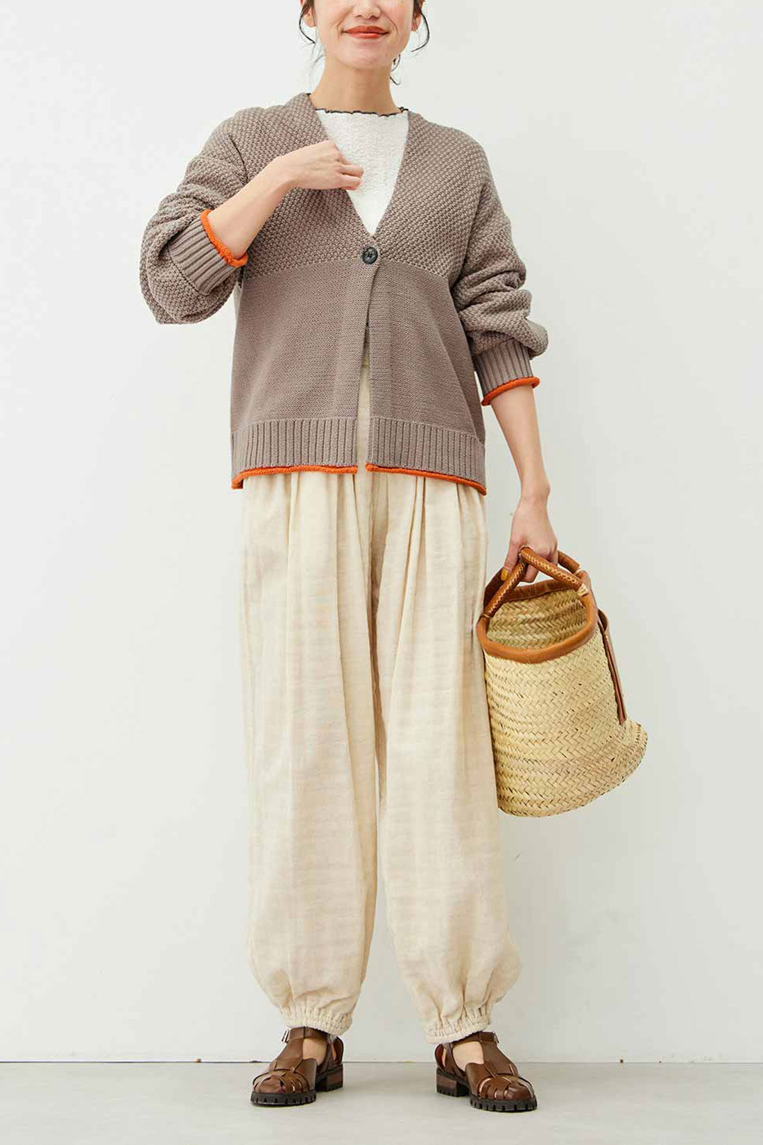 Live in  comfort|リブ イン コンフォート　ちょい足しでオシャレ度アップ！ コットン混のぽこぽこトップス〈ホワイト〉
