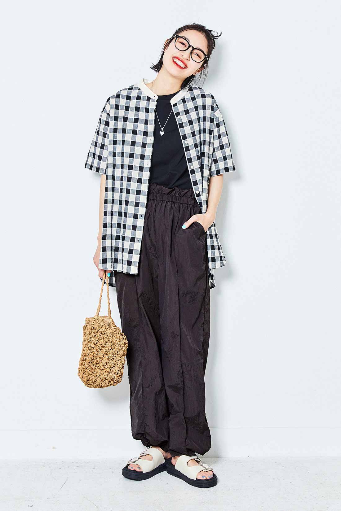 Live in comfort［リブインコンフォート］|リブ イン コンフォート 莉子さんとつくった 街でも山でも これさえあれば！ なオールラウンド2-WAYパンツ〈スモーキーブラウン〉