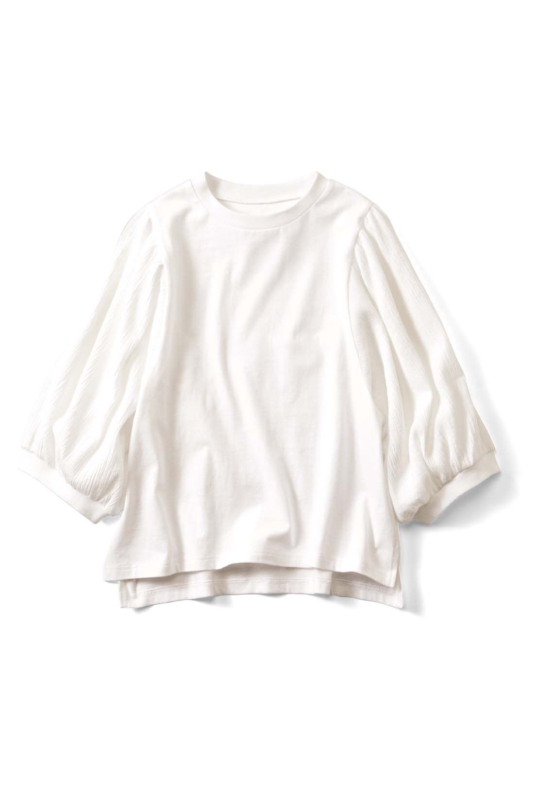 Live love cottonプロジェクト　リブ イン コンフォート　はまじとコラボ 袖ふんわりオーガニックコットンブラウスTシャツ〈ホワイト〉