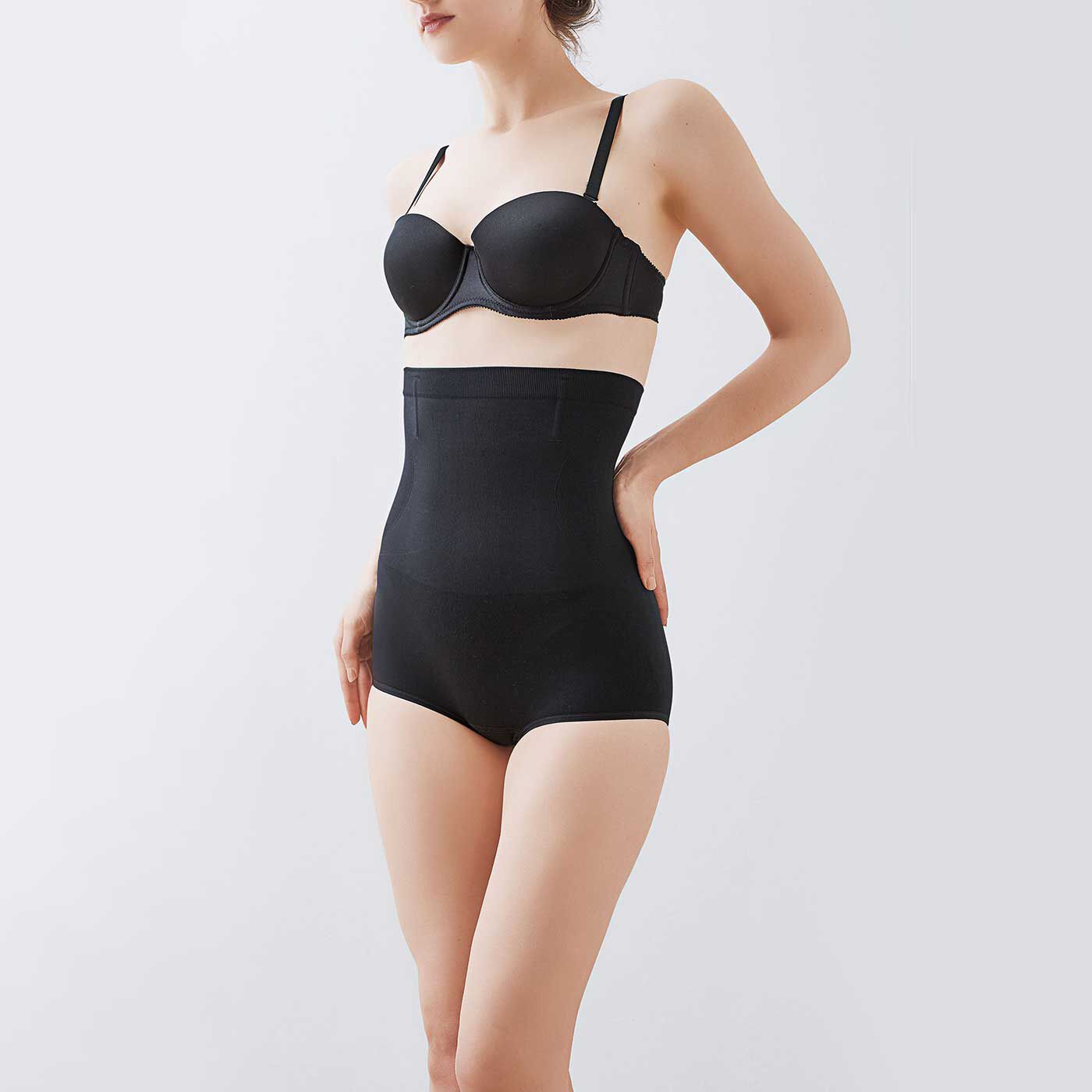 flufeel［フラフィール］|気になるおなかまわりをしっかり引き締め！  ３秒補整パンツ