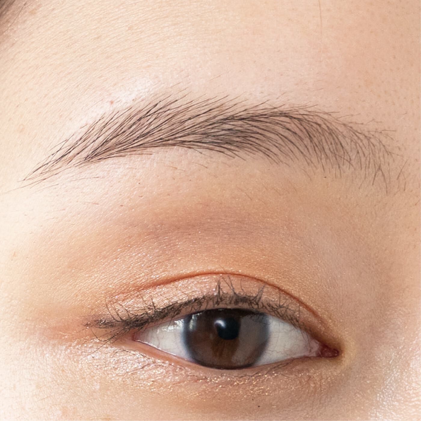flufeel［フラフィール］|時短で簡単美人眉　左右対称眉毛ガイド|BEFORE