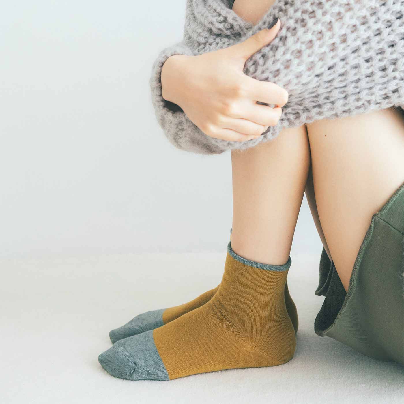 flufeel|肌側シルク90％ 重ねばきいらず 2種の靴下をひとつに編んだ二重編みソックスの会