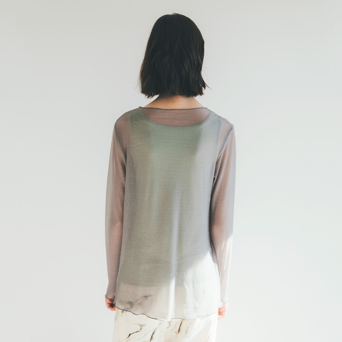 flufeel［フラフィール］|陽射（ひざ）しが織りなす陰影 コーデがこなれるシアートップス＆ブラインナーセットの会