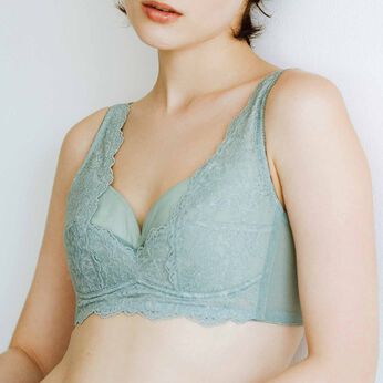 flufeel | アラフォー胸悩み対策　サイズ選び解放ブラ