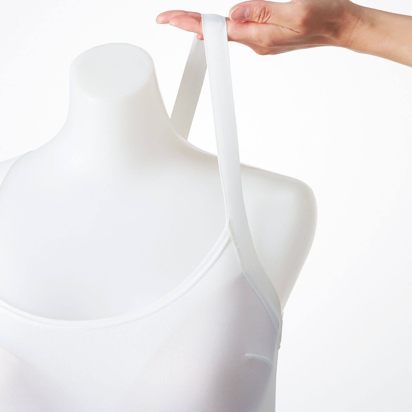 flufeel|肩甲骨をらくらく意識で背筋ピン！ ノンワイヤーヨガ気分ブラインナー〈ストレッチストラップ/ホワイト〉の会|美姿勢がもっと続く、ぐ?んと伸びる新素材ストラップ。