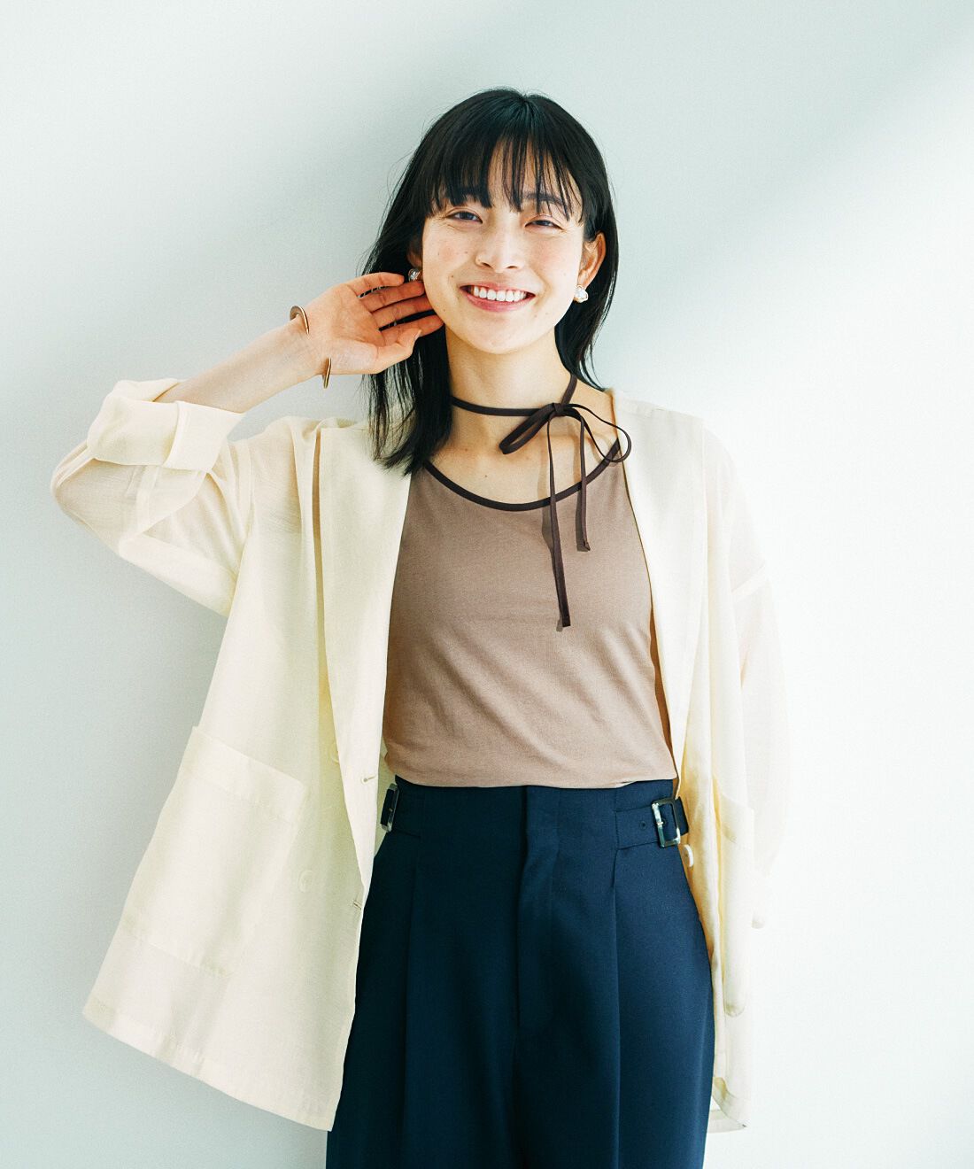 flufeel|汗ばむ季節にさらりと重ねて　首もと華やぐ　着こなし自在なリボン付きタンクの会