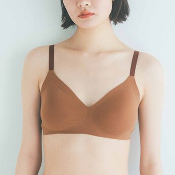 flufeel［フラフィール］ | ぴたっと吸い付く感覚ハンサム顔ピタモッチブラ〈綿混〉