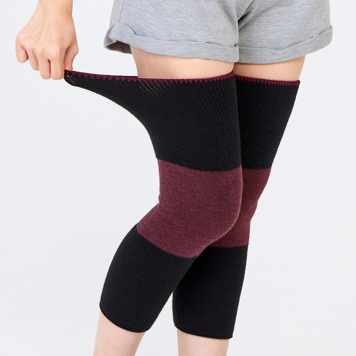 flufeel|ひざをいたわりたい人のためのひざふかふかパイル仕様のあたたかレッグウォーマーの会|ひざ以外はゴム編みで、伸縮性は抜群でずれにくい。