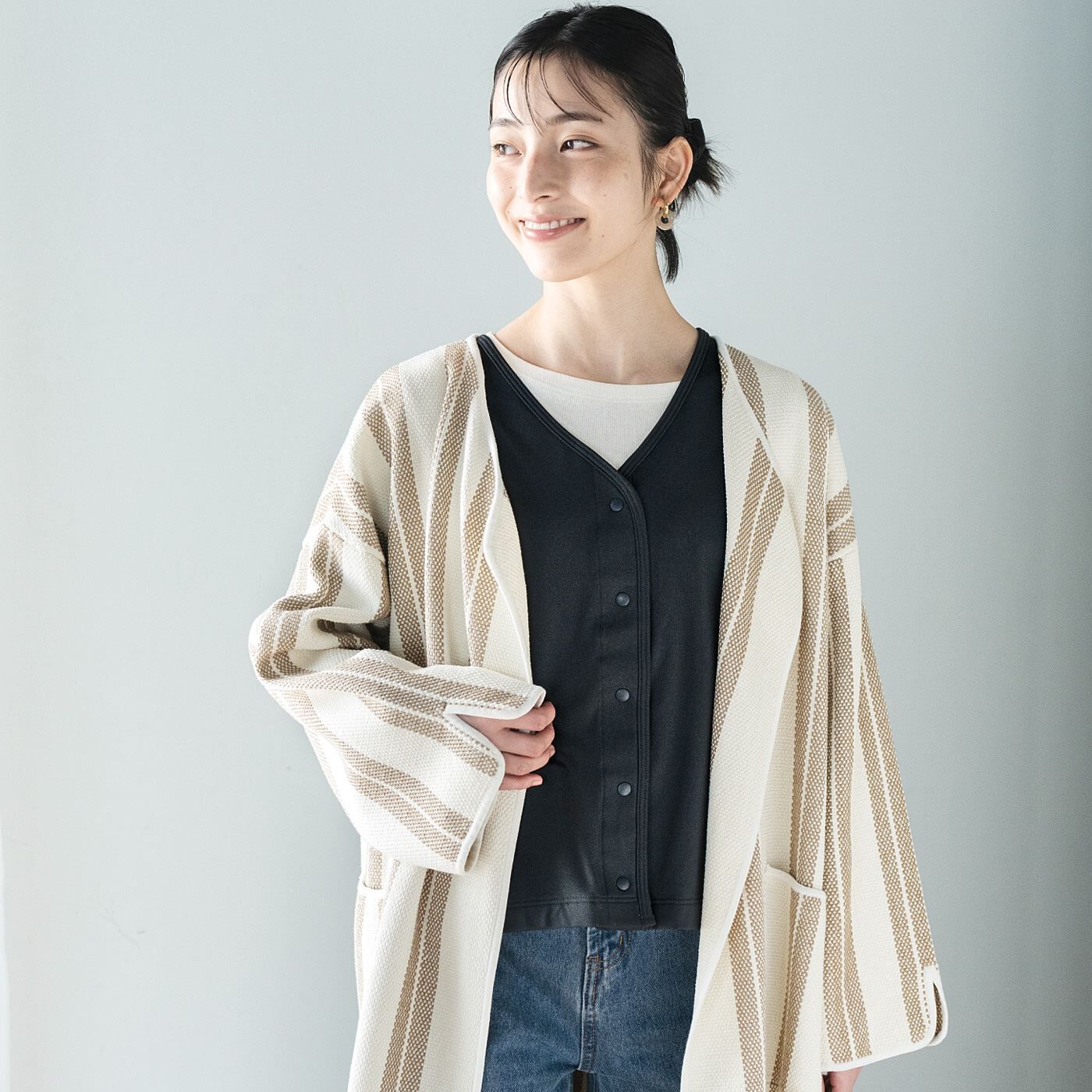 flufeel［フラフィール］|寒くない着ぶくれない　裏起毛＆防風素材で伸びやかな着心地の前後2-WAYベストの会|中肉のコートのライナーとしても。