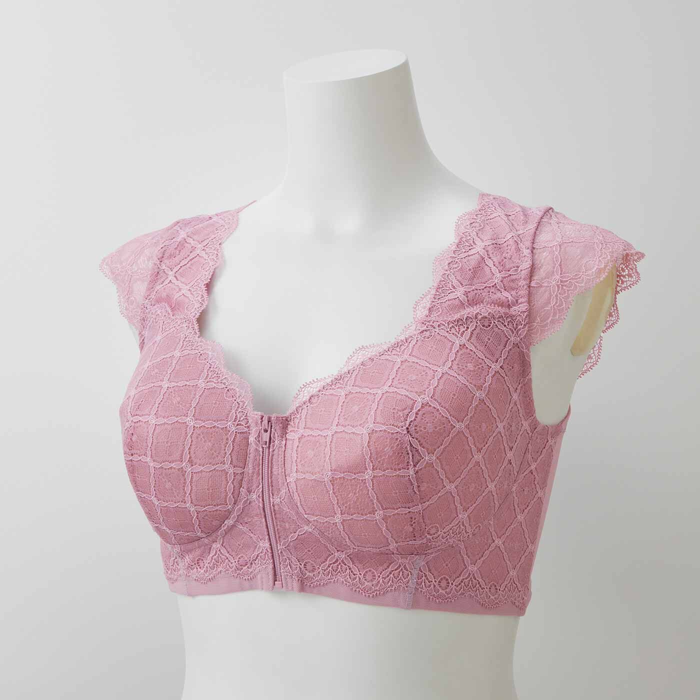 flufeel|la farfaモデルおさむさんとflufeelコラボ すっきりシルエットがかなう レーシーなノンワイヤーブラの会|Front