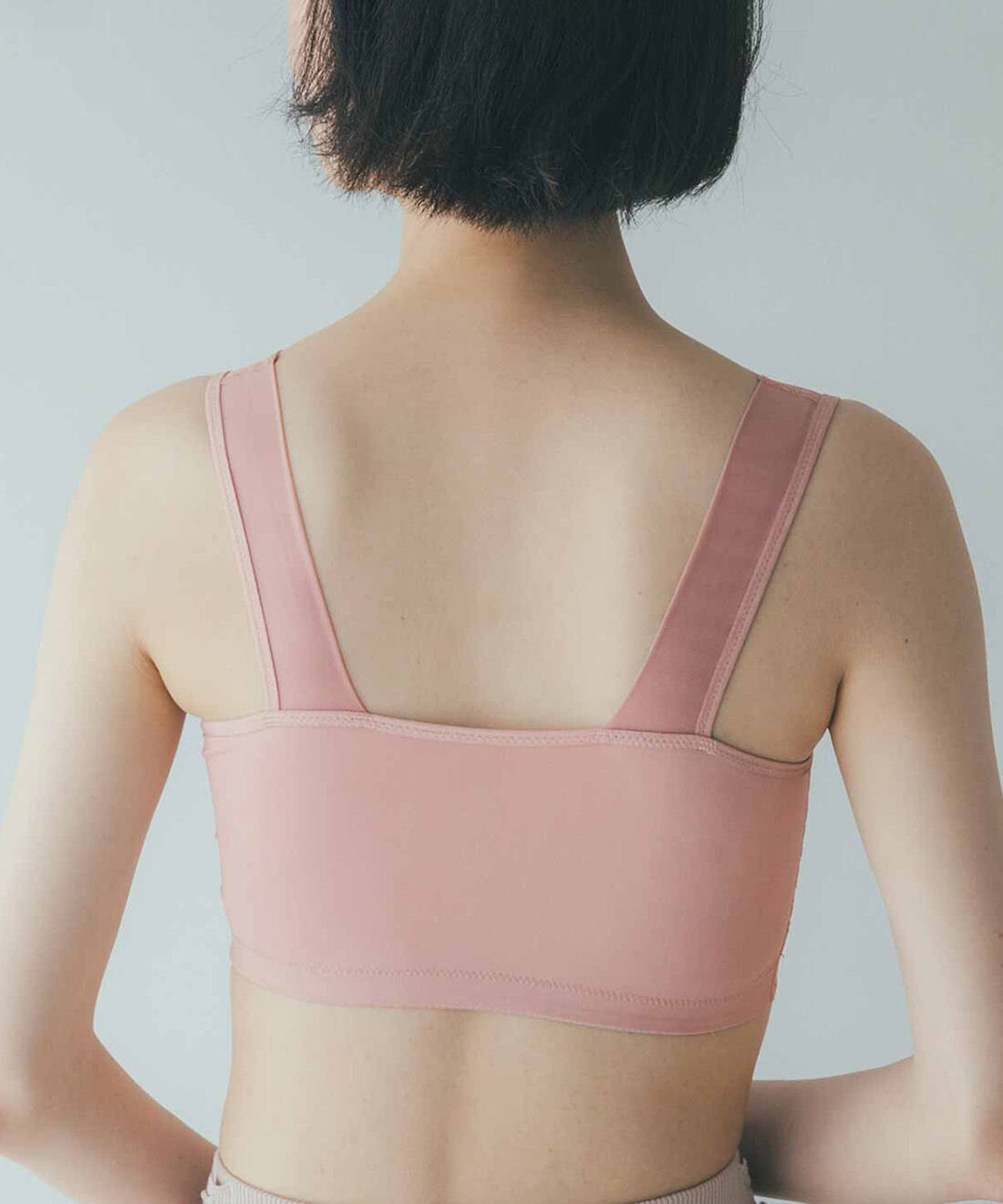 flufeel|ユルセルフ カップ裏シルク100％ 24時間身も心も華やぐ見映えブラの会|Back