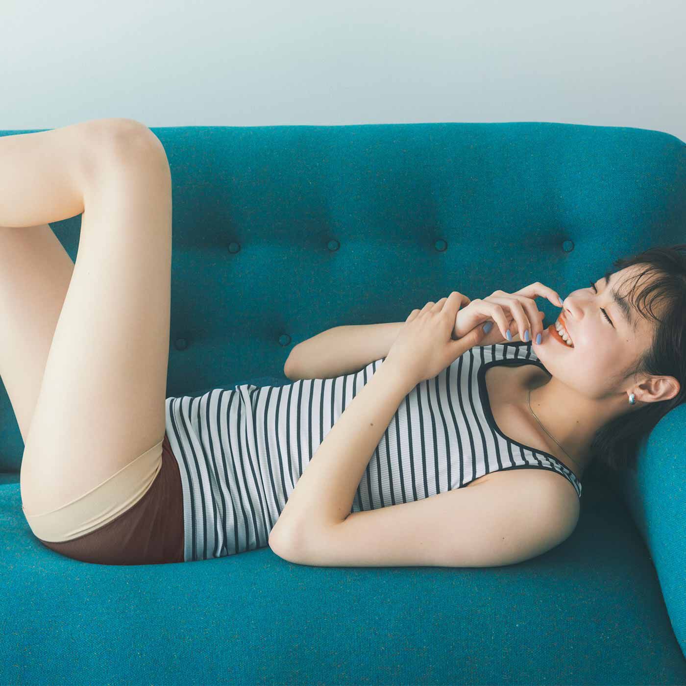 flufeel［フラフィール］|秘密のシェイプですっきり 計算された知的見え ボーダー柄ブラタンクの会
