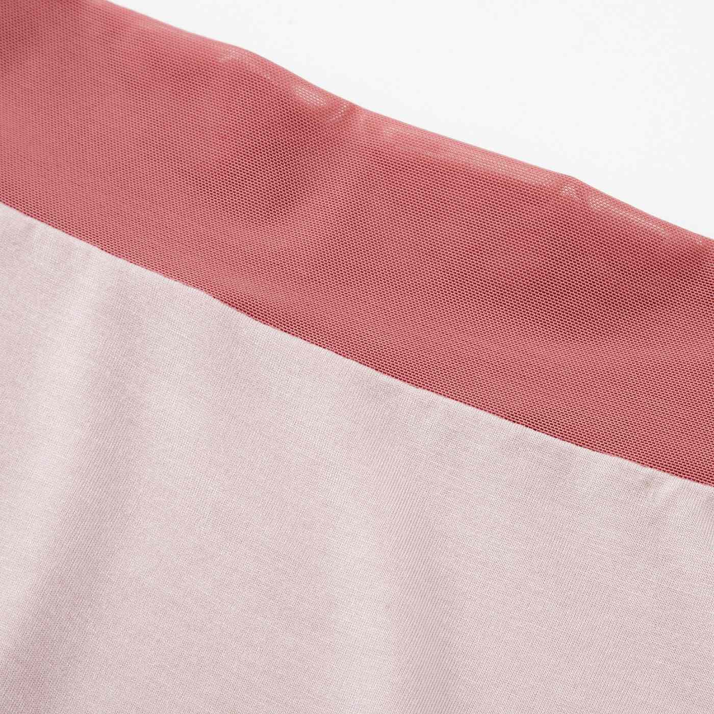 flufeel［フラフィール］|とろりと包み込む　椿オイル加工の基礎化粧ペチコートの会|ウエストはパワーネットの折り返しでくい込みにくいから、着ている間快適。