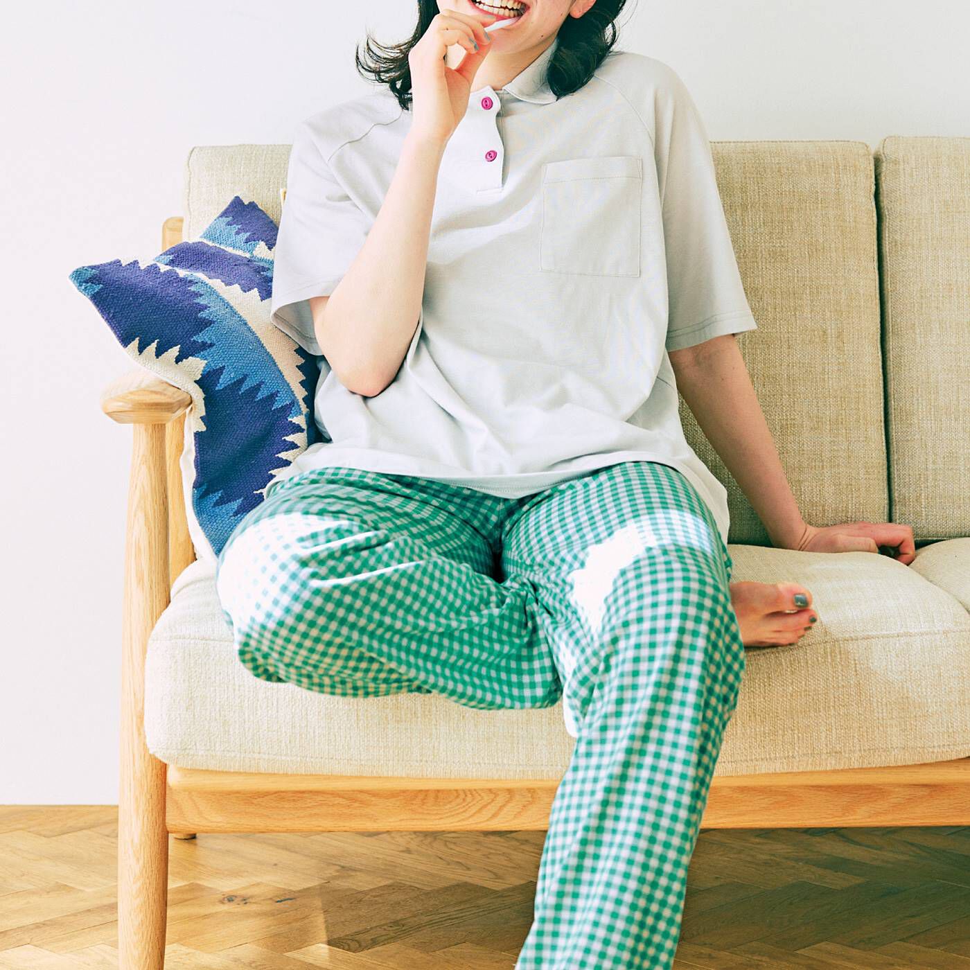 flufeel［フラフィール］|くったりらくちん　ポロシャツ風トップスとギンガムボトムスの綿混ウェアセットの会