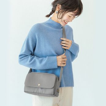 フェリシモの雑貨 Kraso | 花粉じゃばら ポケットショルダーバッグ