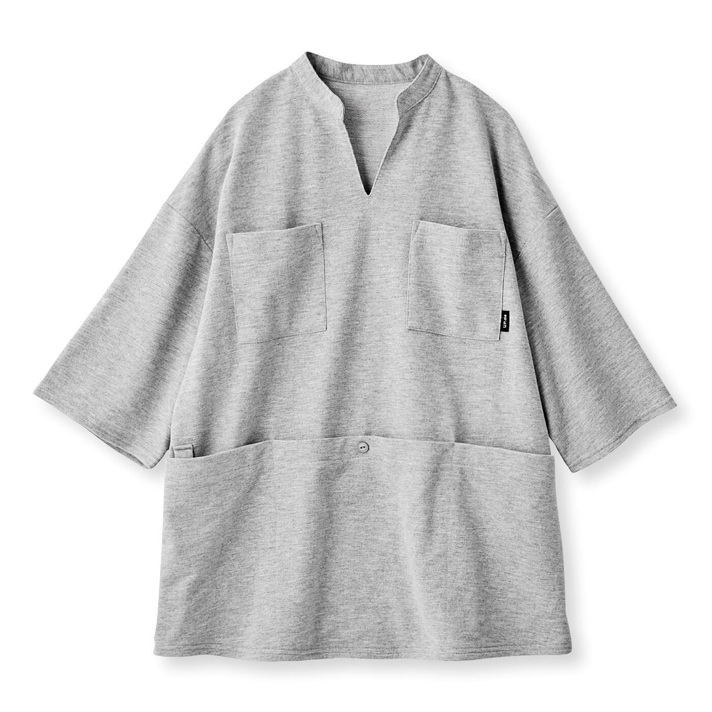 フェリシモの雑貨 Kraso|UP.de　着られるバッグ Tシャツ感覚なのにきれい見えする ポケットいっぱい てぶらなカットソースキッパーシャツの会|〈杢（もく）グレー〉