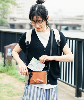 フェリシモの雑貨 Kraso | アプデ　きれいカラー身軽便利ショルダー