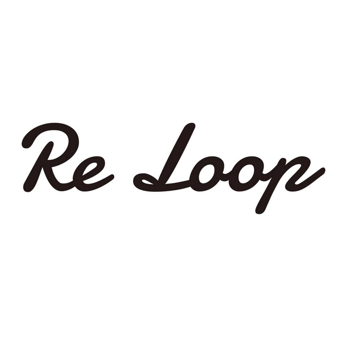 フェリシモの雑貨 Kraso|ReLoop コーヒー豆殻染スラブミックス ソックス〈カフェモカ〉|【Re Loop】奈良の老舗靴下工場「SOUKI」のブランドです。人と環境にやさしい素材を使い、代々受け継がれてきた技術や知識を次世代に引き継ぐことを使命に生まれました。使用している「リサイクル糸」は、明治大正時代から続けられてきた技術をルーツとする、紡績方法でつくられたもの。未利用のまま廃棄される繊維原料や、紡績、織布工場で発生する糸くず、布地などを集めて綿にほぐしなおした原料を使用して、糸に紡いだもの。空気を多く含んでいるので、「ナチュラルなふくらみ」と「かさ高性」があります。そんなリサイクル糸を使い、希少な編み機でていねいに編み上げられた「Re Loop」の靴下は、ちょっぴり特別。それでいて毎日履くのにぴったりの相棒的存在です。