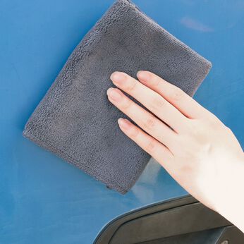 フェリシモの雑貨 Kraso | 車の小傷 ヘッドライトの曇り取りリムーバー〈クロス付き〉
