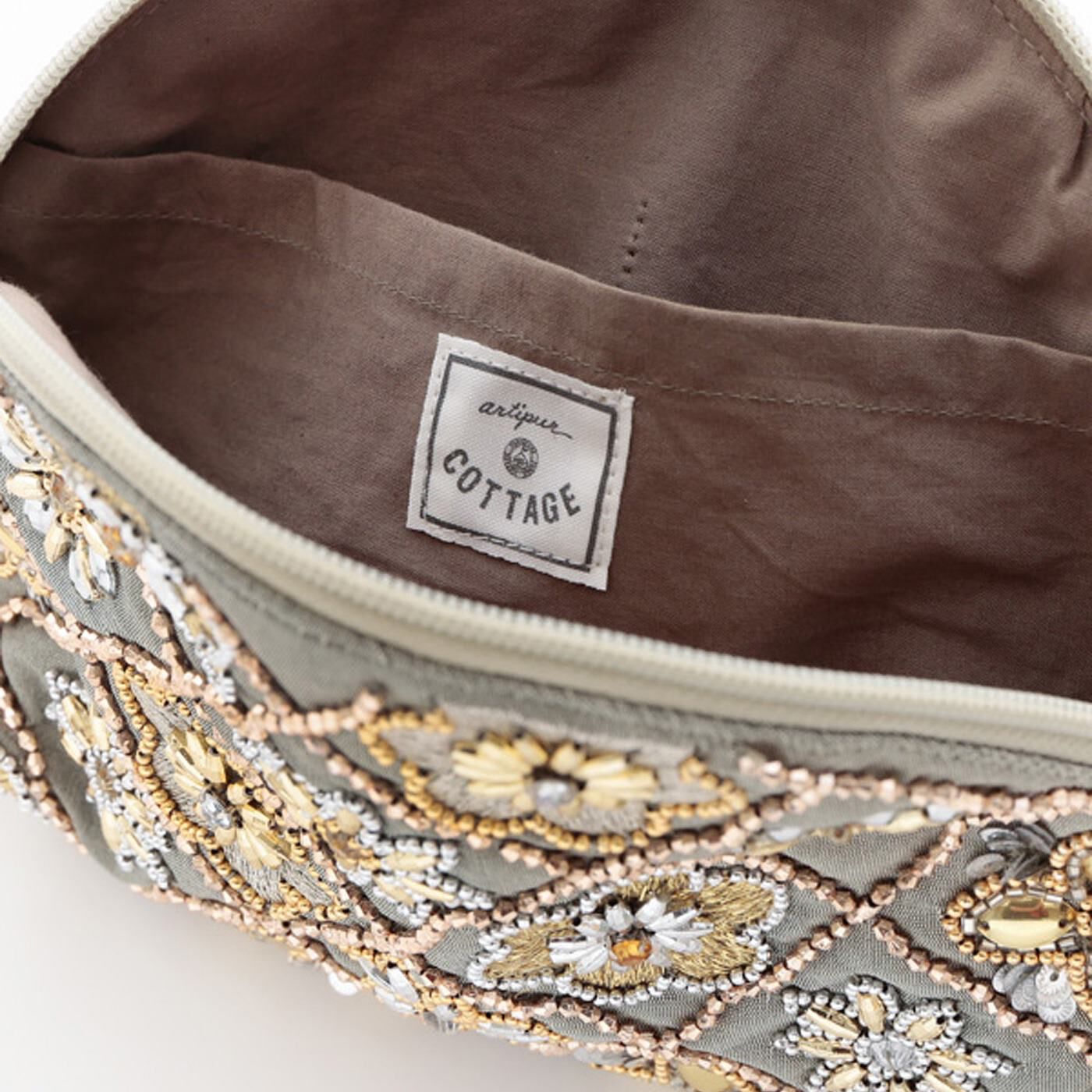 フェリシモの雑貨 Kraso|ビーズ刺しゅうポーチ〈セージ〉