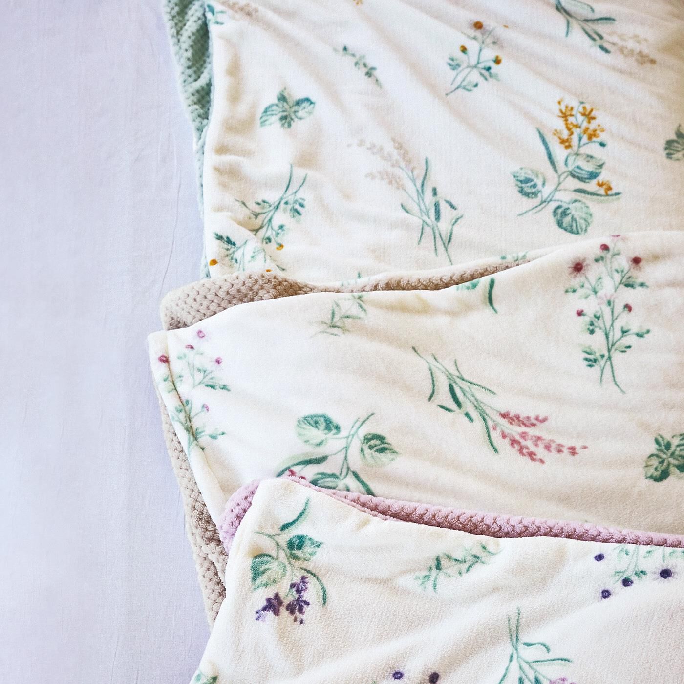 フェリシモの雑貨Kraso|リラックスハーブに包まれて眠る　毛布が無くてもあったか掛け布団カバー〈ダブル〉の会