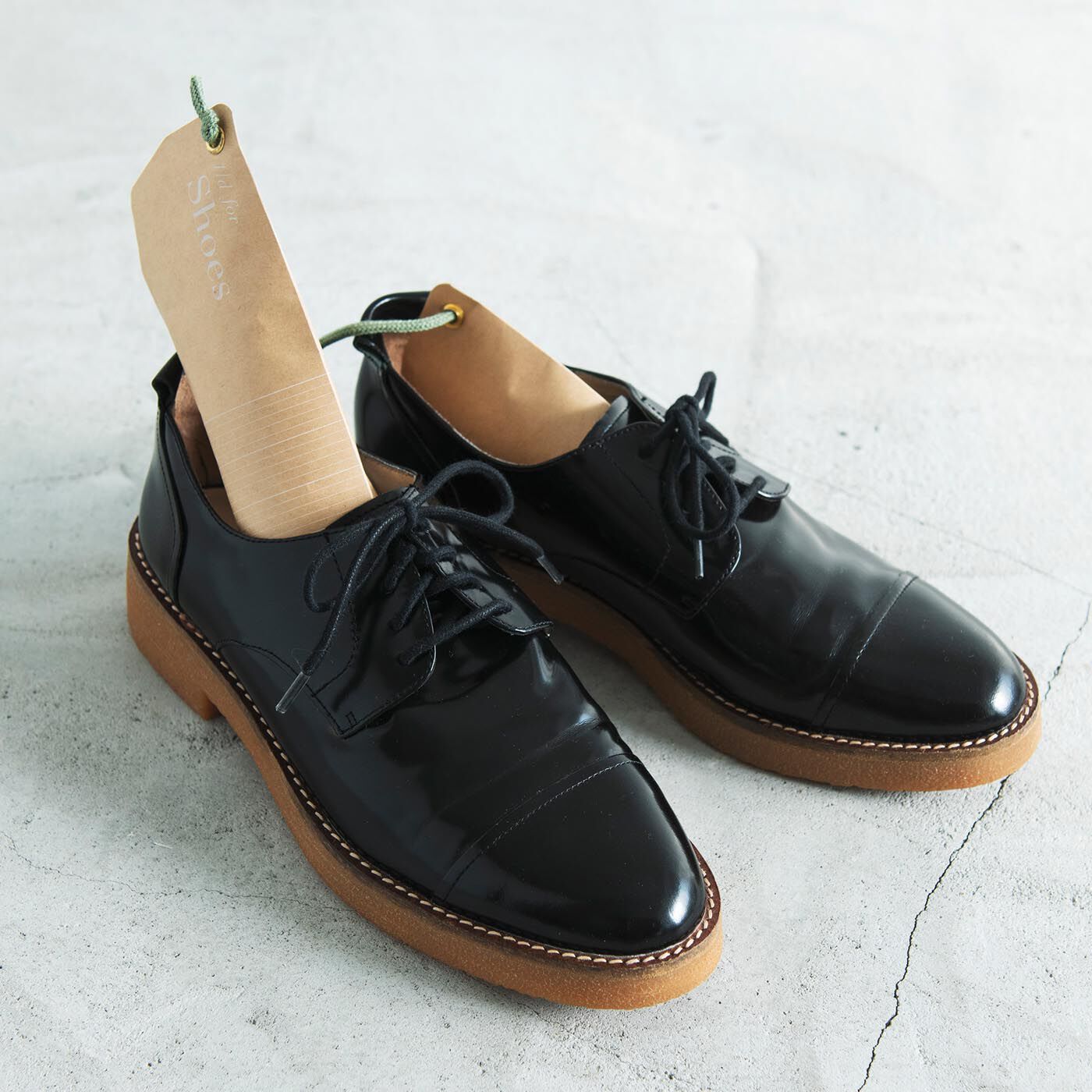 フェリシモの雑貨 Kraso|1/d for Shoes 靴用除湿剤の会