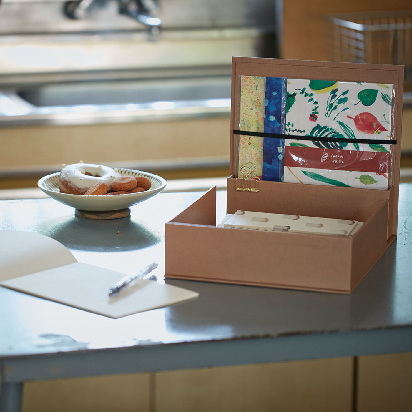 フェリシモの雑貨 クラソ|お手紙用品＆散らかりがちな小物を並べて収納する「紙文箱」の会