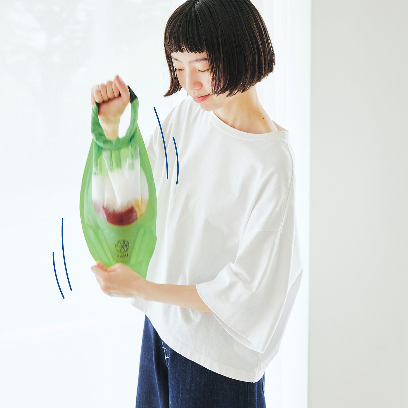フェリシモの雑貨Kraso［クラソ］|USEDo　まるで持ち運べる洗濯機　水を入れてシャカシャカするだけ　洗濯から脱水までできちゃうウォッシュバッグ〈３Ｌ〉