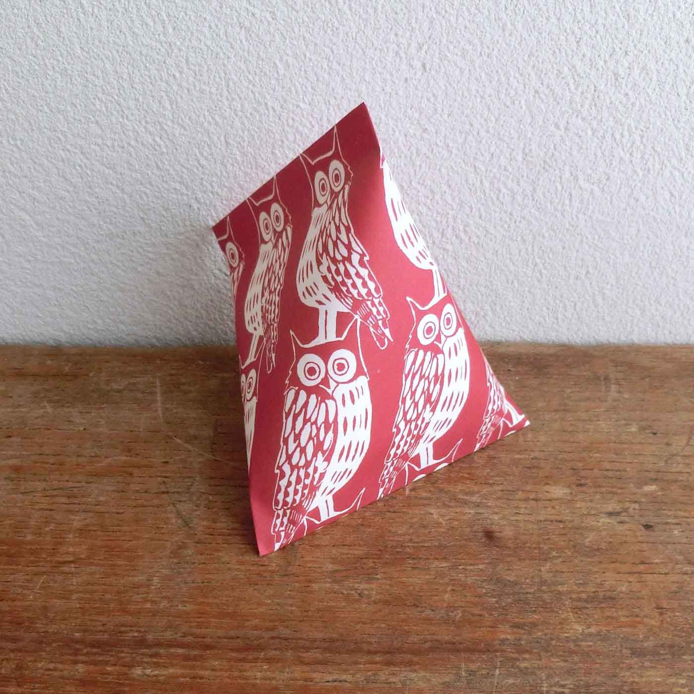 フェリシモの雑貨Kraso［クラソ］|CAMBRIDGE　英国の小さな紙屋さんが作る　A4装飾紙10枚セット