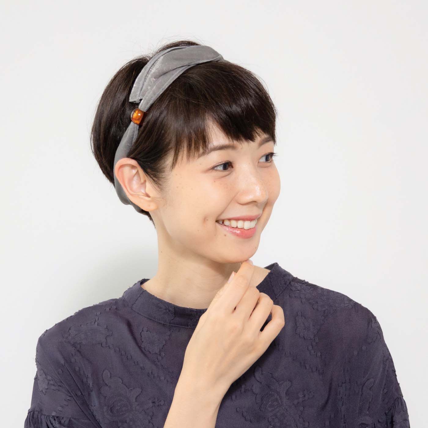 アレンジいろいろ ヘアスタイルの救世主ワイヤーヘアアクセの会｜ヘアアクセサリー｜アクセサリー ・時計｜ファッション小物｜インテリア・キッチン収納・生活雑貨の｜フェリシモの雑貨Kraso