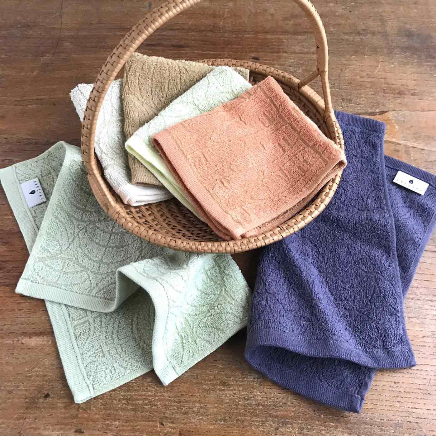 フェリシモの雑貨 Kraso|泉州のこだわりがギュッとつまった　「雫」ハンドタオル２枚セットの会