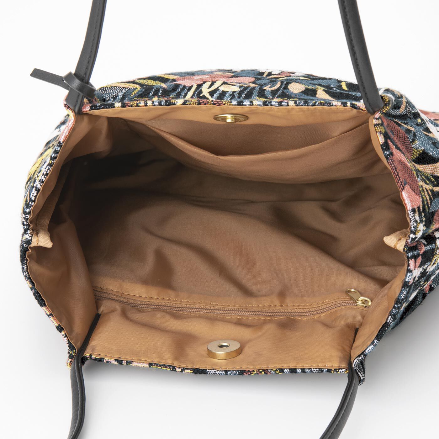 フェリシモの雑貨 Kraso|まるで絵画のようなボタニカル織り柄　軽量縦型トートバッグの会|内側にはポケットがふたつ。開け閉めしやすいマグネットホック付き。