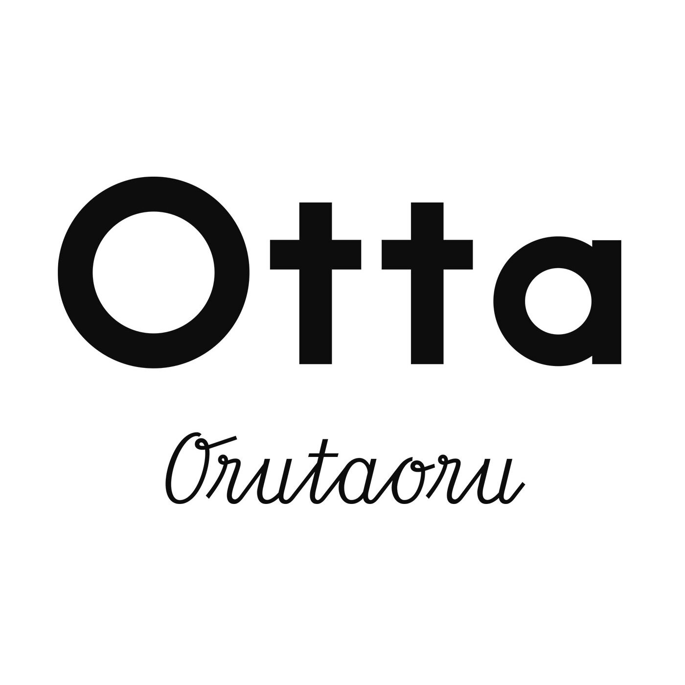 フェリシモの雑貨 Kraso|お洗濯も収納もラク！ さすが今治タオルの吸水性もうれしい「Otta」コンパクトタオルの会|「Otta(オッタ)」は、1932年創業の老舗、田中産業株式会社の登録商標です。カラフルで楽しい「Otta」のハンカチは、センターに折り目のある定番の二つ折り構造や、さらにコンパクトな三つ折り構造が最大の特徴です。そして、その構造を活かして生まれたのが「コンパクトタオル」。二つ折りにして掛けられるから「いつものハンガーにもう1枚」がOK。フェイスタオルがわりに、またトイレで使うのもおすすめです。