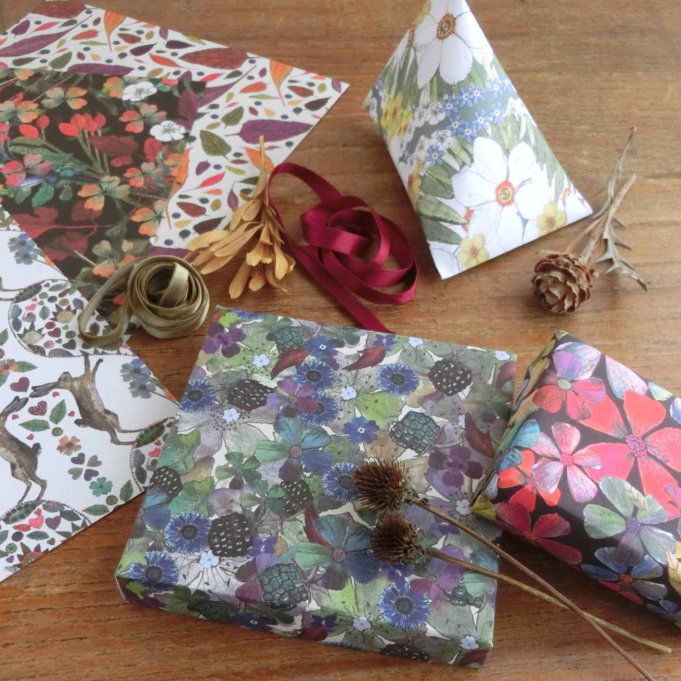 フェリシモの雑貨 Kraso|Tatty　英国の美しい庭を再現したA4装飾紙10枚セット|便せんがわりに使ってもいいし、小さな贈りものを包むのにおすすめ。封筒や袋を作ったり空き箱に貼ったり、クラフトにも。