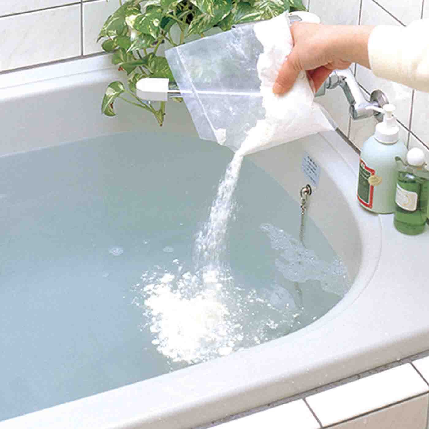 フェリシモの雑貨 クラソ|月1回のお掃除ですっきり　風呂釜から小物まで一度にきれい　お風呂クリーナーの会|●1回のお届け内容です。