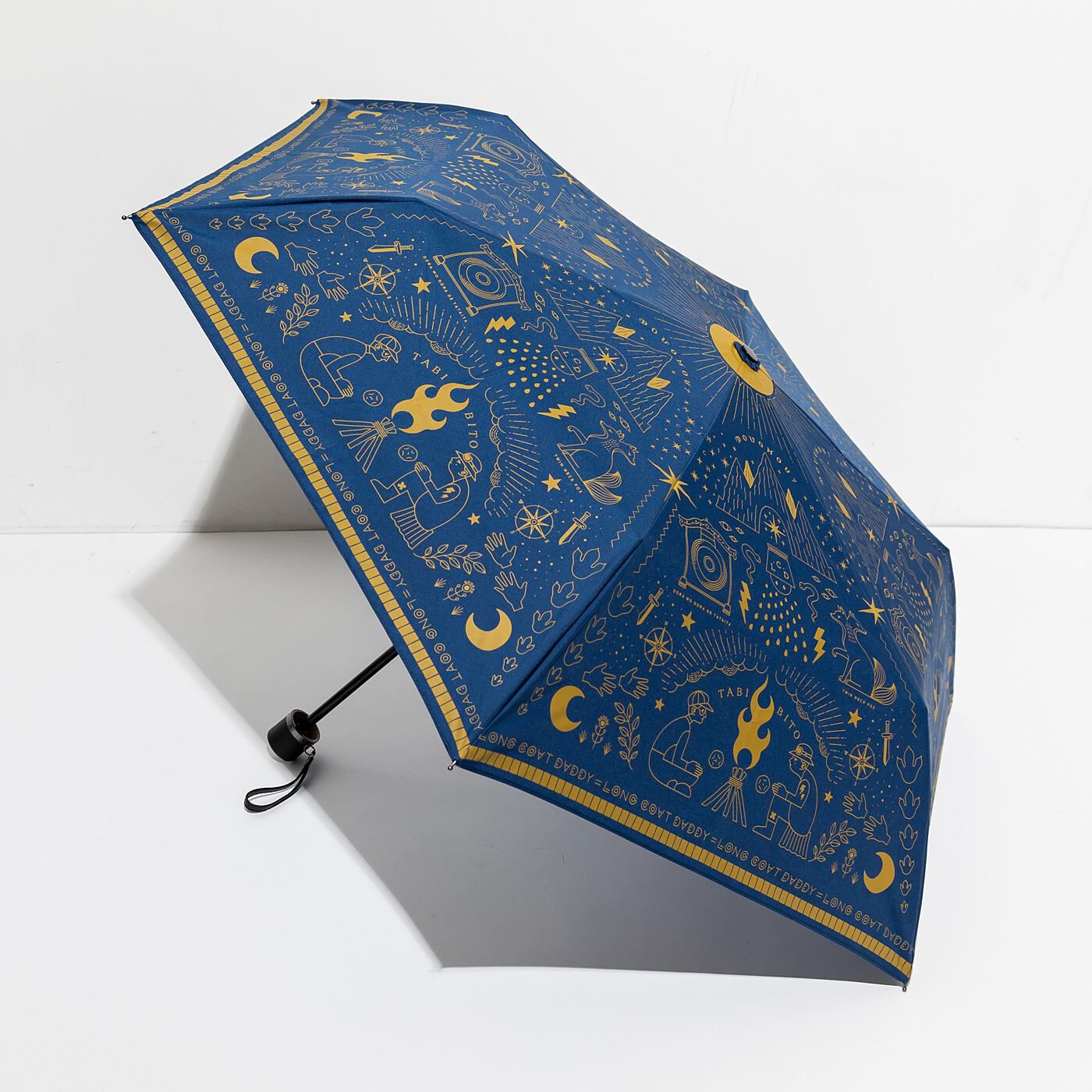フェリシモの雑貨 Kraso|よしもとコラボ　ロングコートダディ 収納もらくちん 旅人気分の晴雨兼用折りたたみ傘|ぐるっと全面にプリント入り。