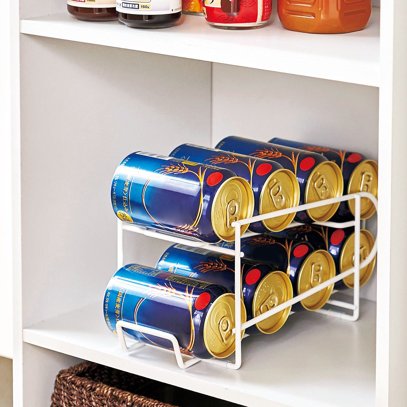 フェリシモの雑貨 Kraso|冷蔵庫整理に便利！　冷えたものからコロコロ出てくる缶ストッカー〈350ml缶用〉の会|冷蔵庫だけでなく、パントリーでのストック収納にも。
