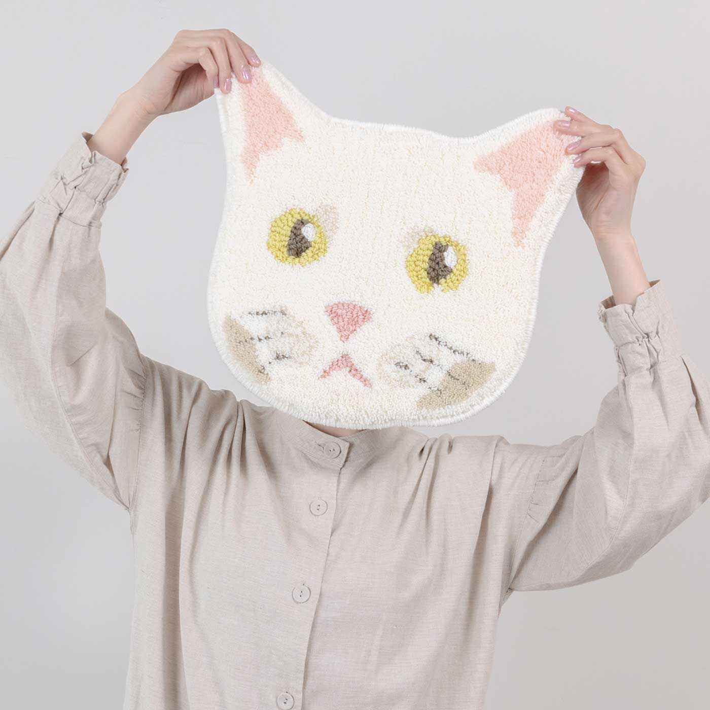 フェリシモの雑貨 Kraso|防ダニ・すべり止め 洗える猫の顔マット〈ネコカオ〉